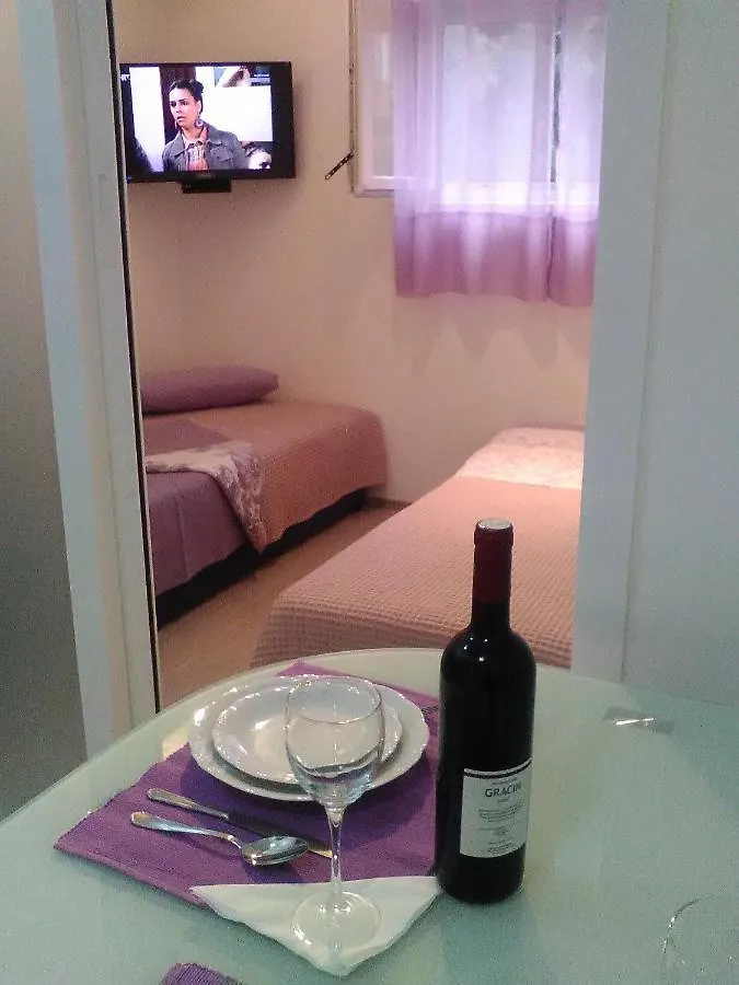 Studio Apartman Ana Split 0*,